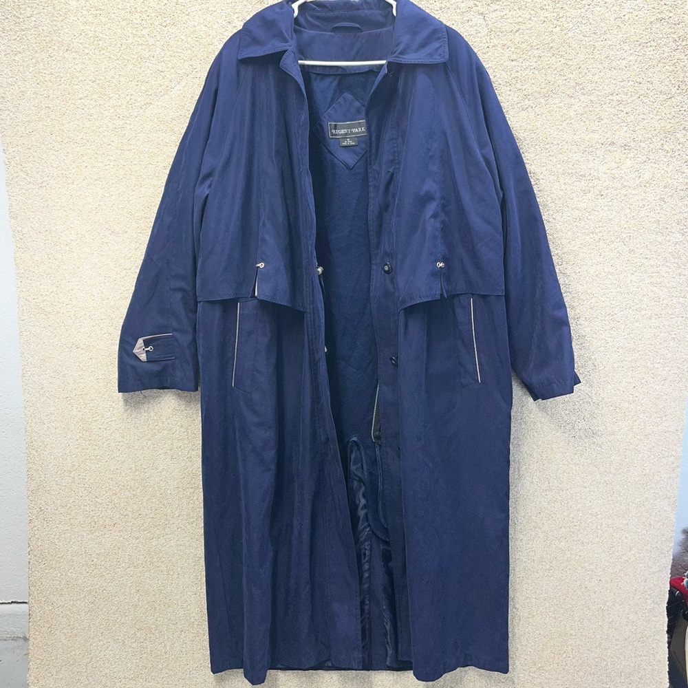 Regent Park long blue‎ coat pockets lined classic nyc girlie practical flawed